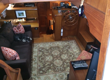 Yacht 40 interior